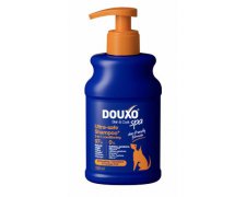 Douxo Spa 2in1 szampon z odżywką dla psa ułatwiający rozczesywanie 250ml