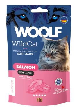 Woolf WildCat Soft Snack Salmon to delikatne i soczyste przysmaki dla kotów z 60% łososiem 50g