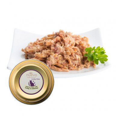 Nuevo Adult Tasty filet z łososia z indykiem, rukiew wodna i olej z łososia tacka 80g w bulionie
