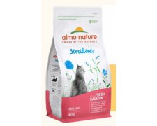 Almo Nature Holistic Adult Sterilised ze świeżym łososiem